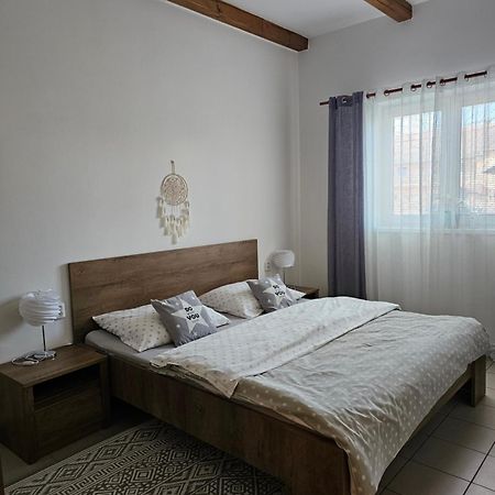 Apartmán U Sudu Kobylí Exterior foto
